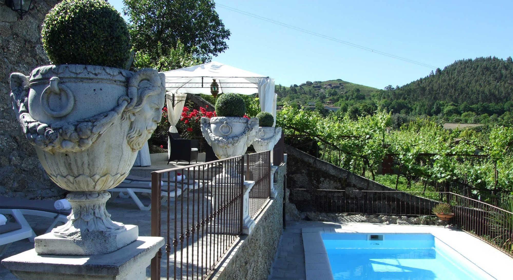 Boutique Hotel Solar Dos Anjos 비에이라도미노 외부 사진
