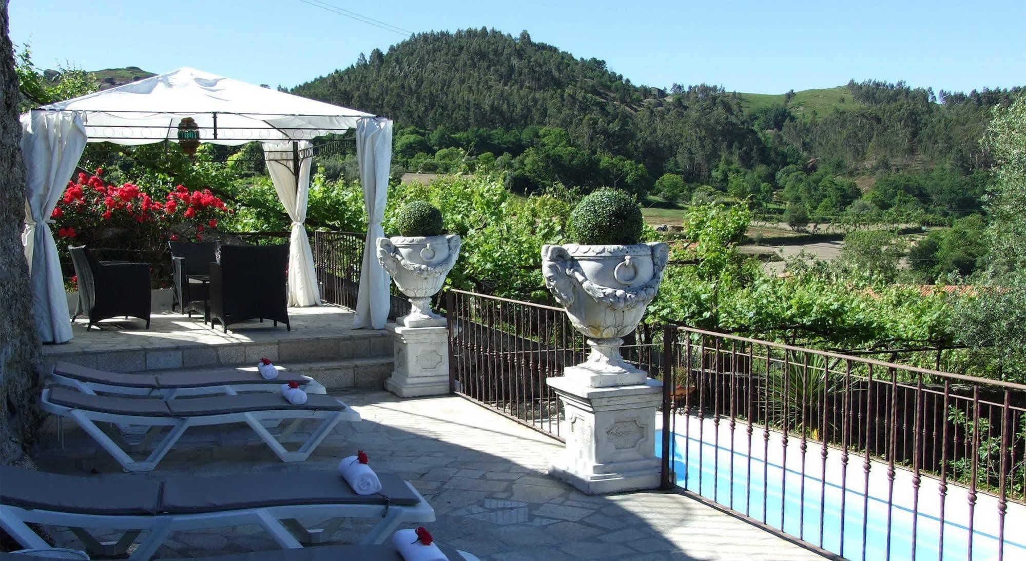 Boutique Hotel Solar Dos Anjos 비에이라도미노 외부 사진